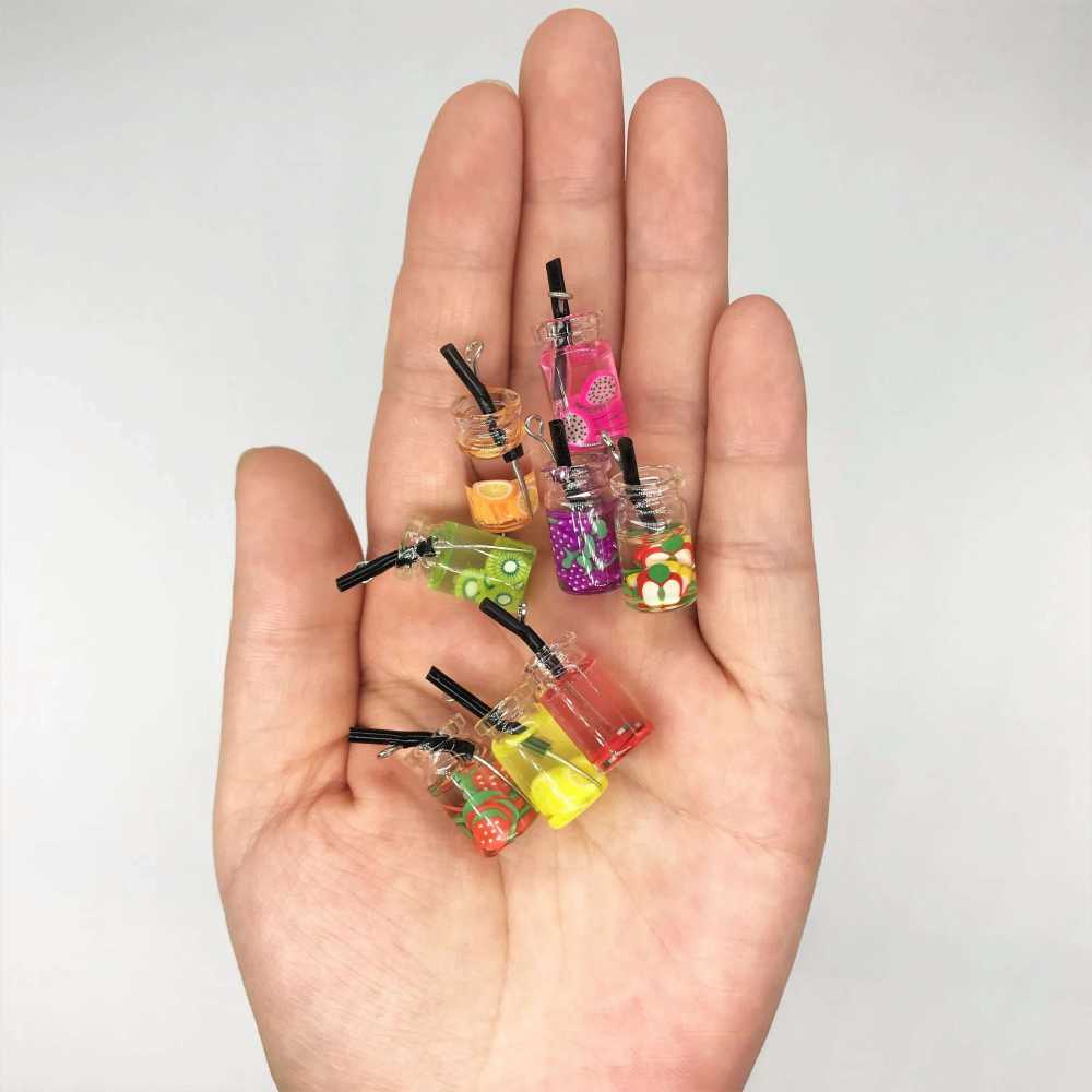 8pcs Dollhouse Miniature Food Mini Resin Fruit Bottle Simulation Drinks Model Toys Fruit Drink Play Dollhouse Dolls Accessories