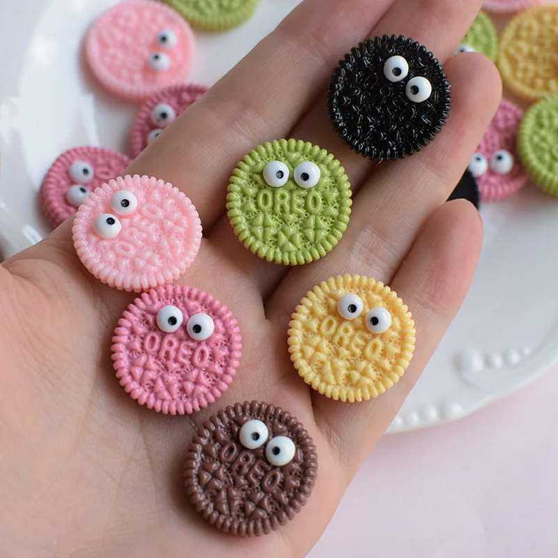10Pcs Cute Round Biscuits With Eyes Kawaii Fake Food Cabochons Craft Material Scrapbooking Supplies Hair Accessories